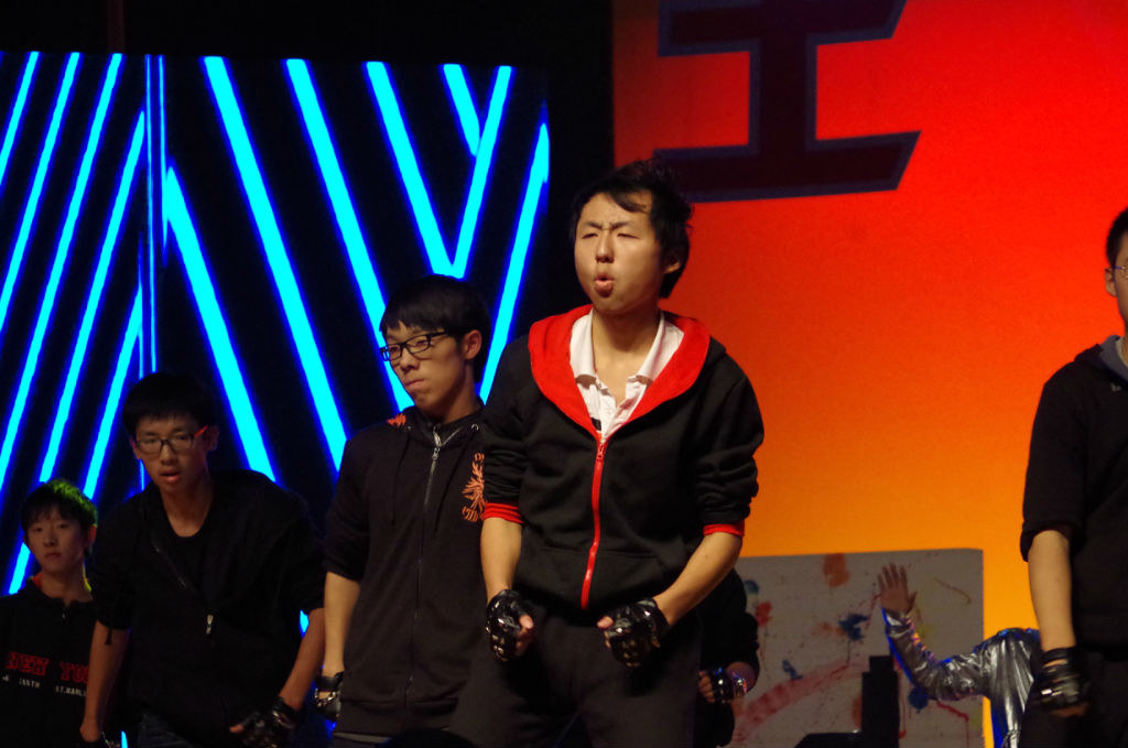 本科生迎2014新年晚会