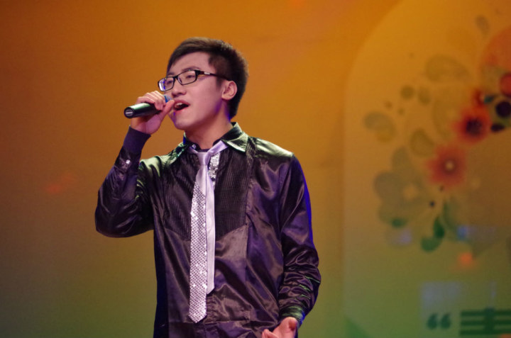 本科生迎2014新年晚会